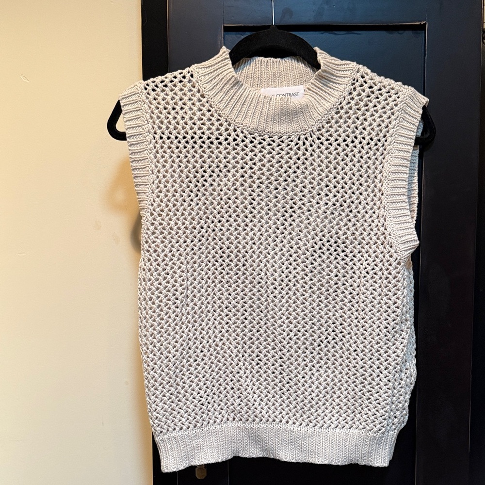 Self Contrast Knit Sweater Vest